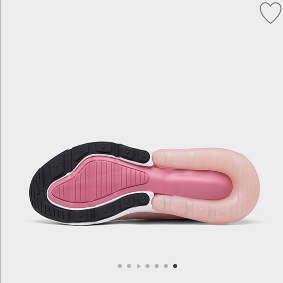 Nike AirMax 270 - Picture 5 of 9